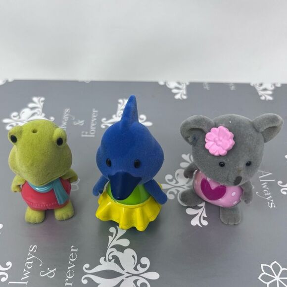 Lit’l Woodzeez Bobbleez Flocked Material Figure Bundle - Picture 2 of 9